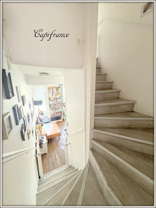 Maison - 99 m² - 5 pièces