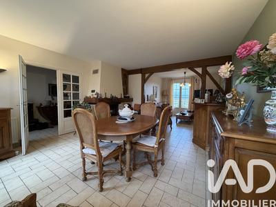 Maison - 174 m² - 7 pièces