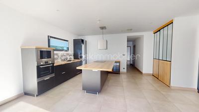 Maison - 133 m² - 6 pièces