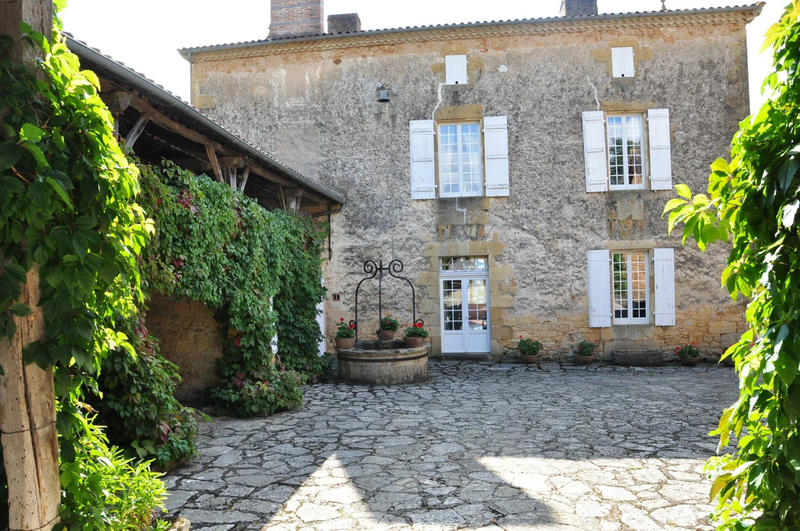 Manoir - 294 m² - 7 pièces