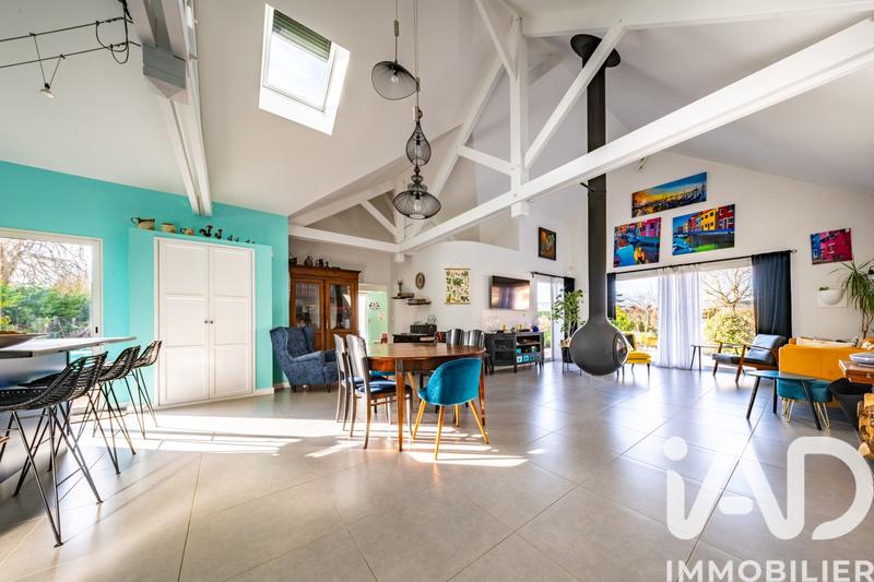 Maison - 169 m² - 7 pièces