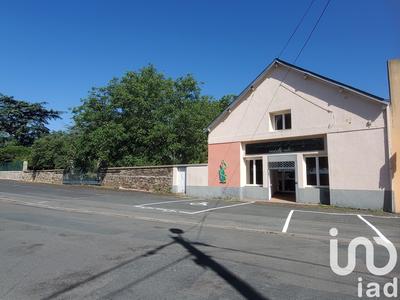 Maison - 255 m² - 4 pièces