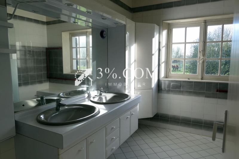 Propriété - 214 m² - 8 pièces