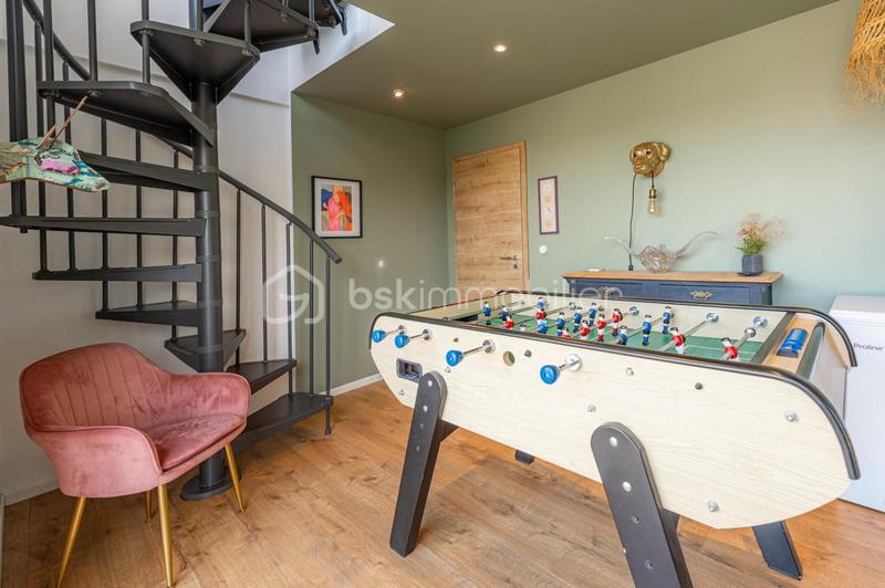 Corps de ferme - 218 m² - 6 pièces