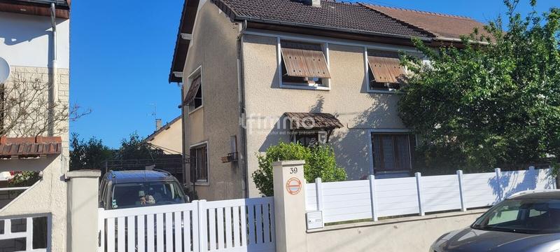 Maison - 84 m² - 4 pièces