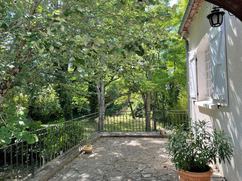 Maison - 94 m² - 6 pièces