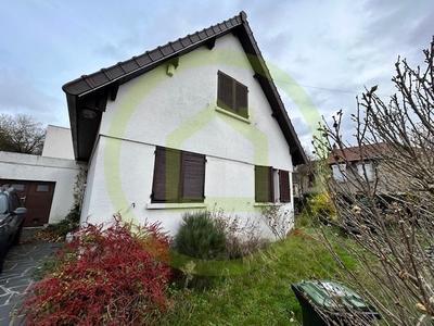 Maison - 121 m² - 5 pièces