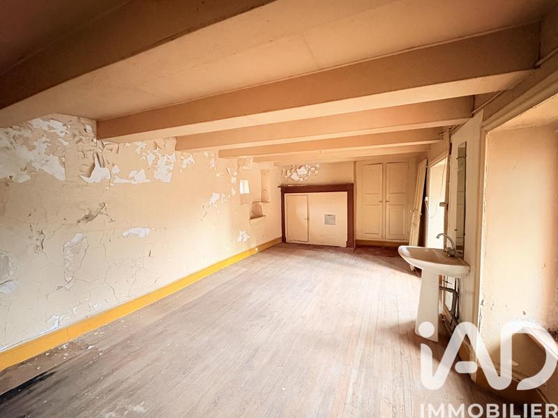 Maison - 220 m² - 7 pièces