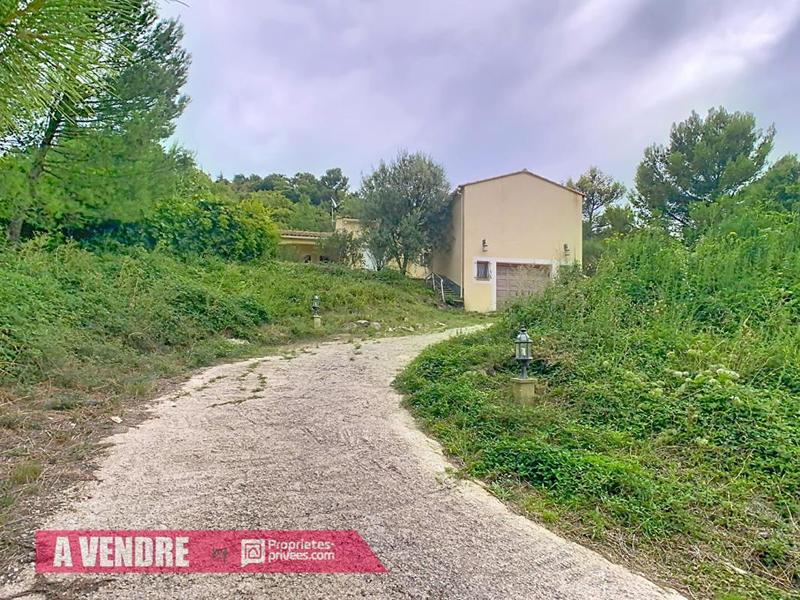 Maison - 200 m² - 6 pièces