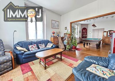 Maison - 187 m² - 7 pièces