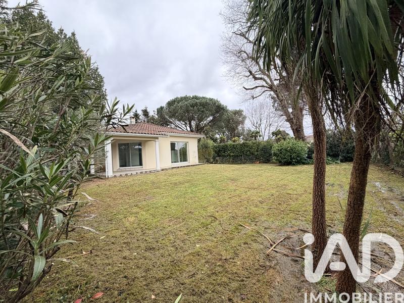 Maison - 98 m² - 4 pièces