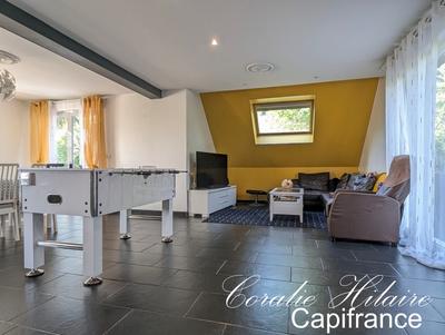 Maison - 95 m² - 5 pièces