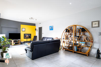 Maison - 182 m² - 7 pièces