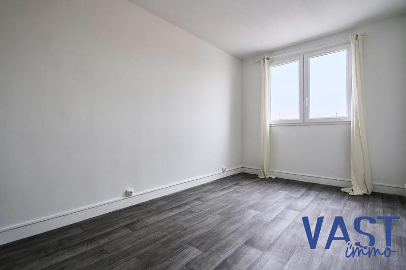 Appartement - 86 m² - 4 pièces