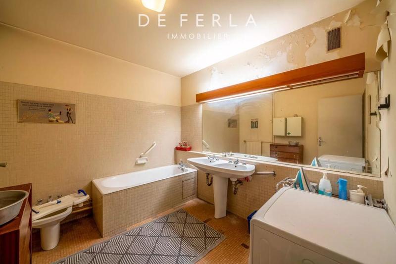 Appartement - 162 m² - 7 pièces