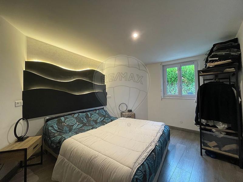 Villa - 111 m² - 6 pièces