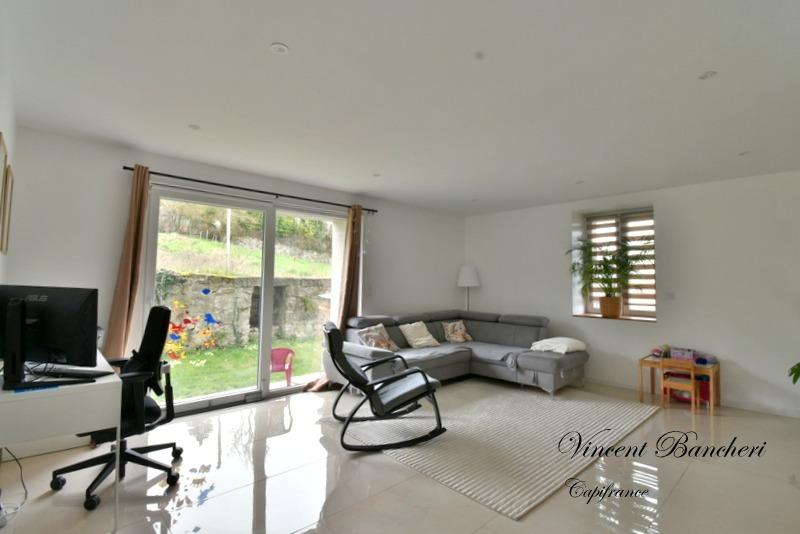 Maison - 121 m² - 4 pièces