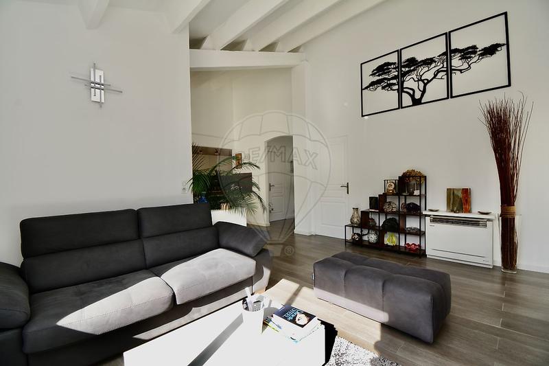 Maison - 95 m² - 4 pièces