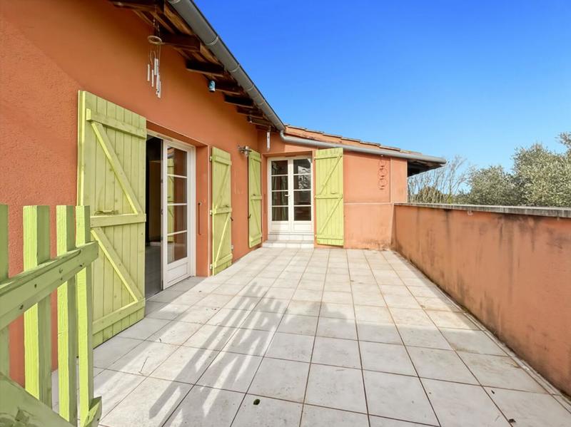 Maison - 257 m² - 10 pièces