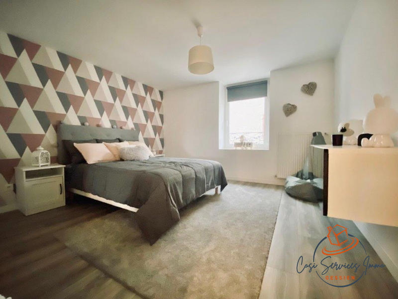 Maison - 300 m² - 8 pièces