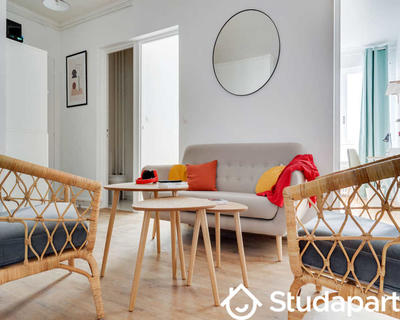 Chambre - 130 m² - 1 pièce