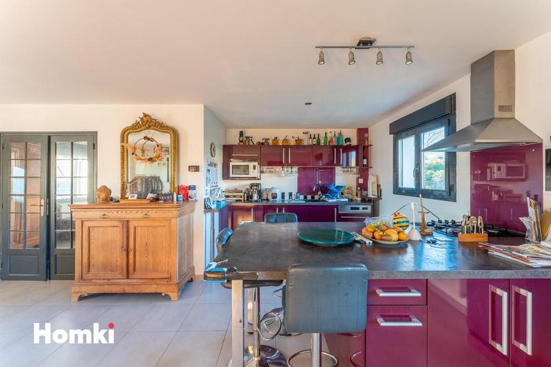 Maison - 180 m² - 6 pièces