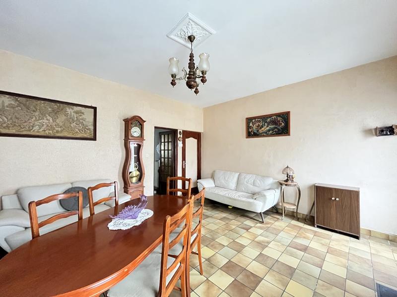 Maison - 100 m² - 5 pièces