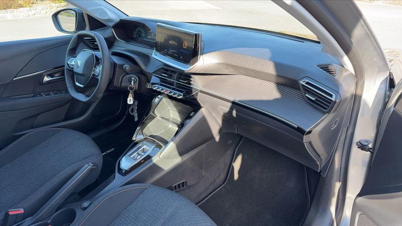 Peugeot 208 1.2 Hybrid 100 e-Dcs6 Style