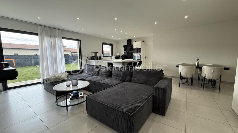 Maison - 100 m² - 4 pièces