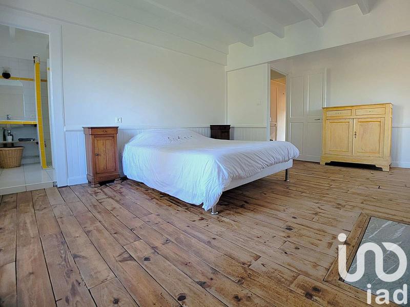 Maison - 318 m² - 11 pièces