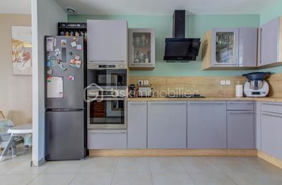 Maison - 88 m² - 4 pièces