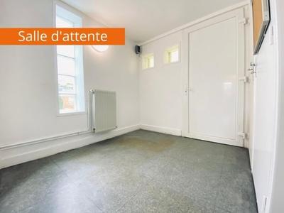 Bureau - 7 m² - 1 pièce