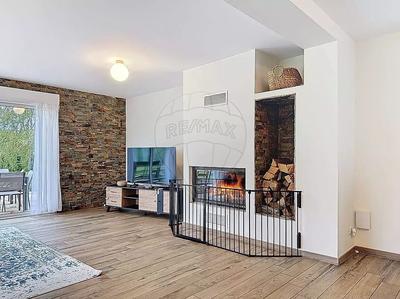 Maison - 220 m² - 7 pièces