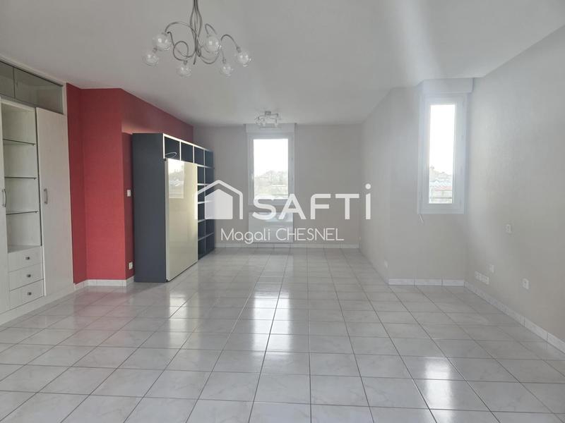 Appartement - 99 m² - 5 pièces