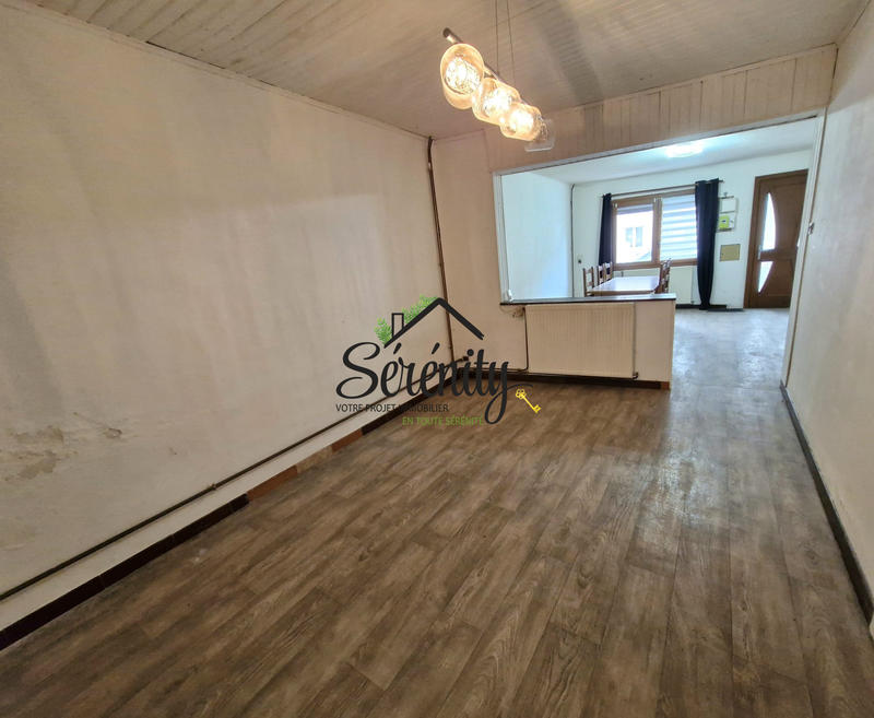 Maison - 85 m² - 5 pièces