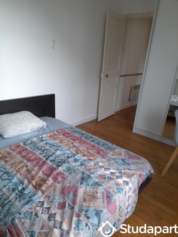 Chambre - 13 m² - 1 pièce