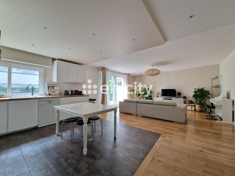 Appartement - 113 m² - 5 pièces