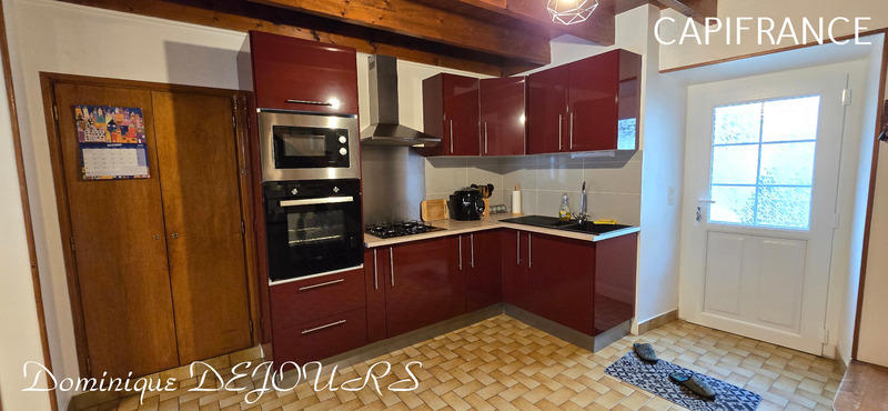 Maison - 102 m² - 5 pièces