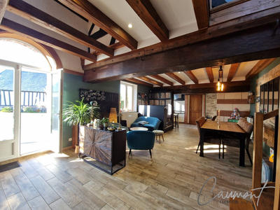 Maison - 190 m² - 7 pièces