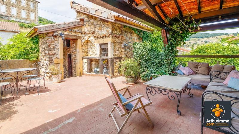 Maison - 150 m² - 7 pièces