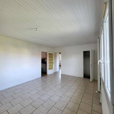 Maison - 85 m² - 6 pièces