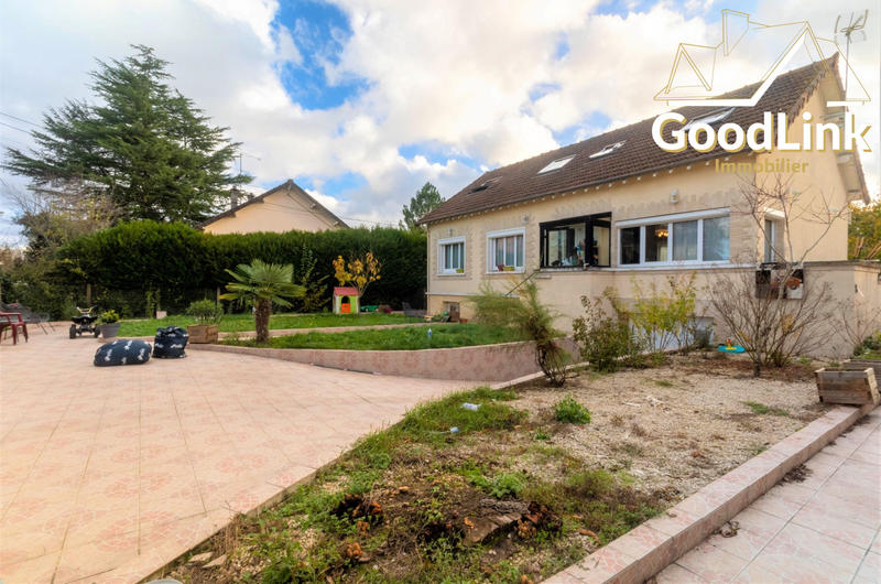 Maison ancienne - 140 m² - 7 pièces