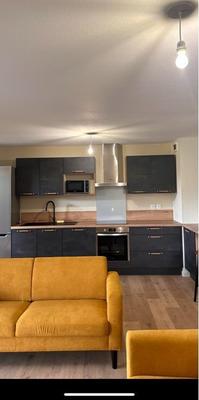 Appartement - 102 m² - 5 pièces