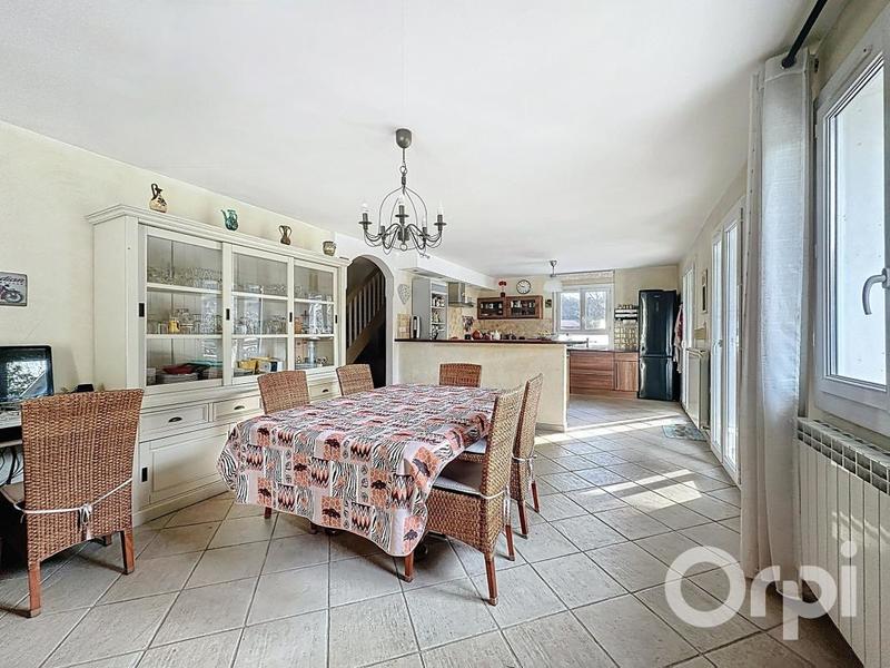 Maison - 152 m² - 5 pièces