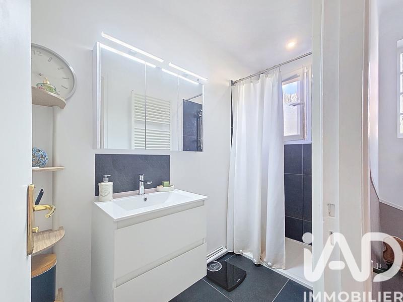 Maison - 97 m² - 5 pièces