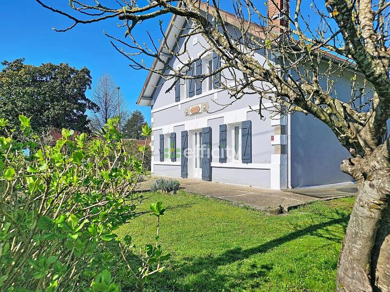 Pavillon - 135 m² - 6 pièces