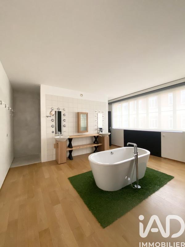 Maison de maîtres - 350 m² - 6 pièces