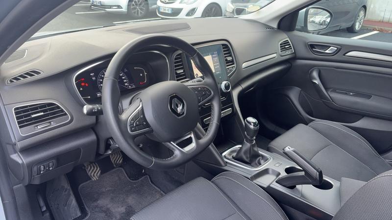 Renault Mégane IV 1.5 Blue dCi 115 Business - Entretien constructeur