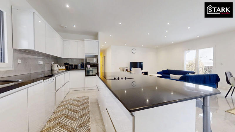 Maison - 116 m² - 6 pièces