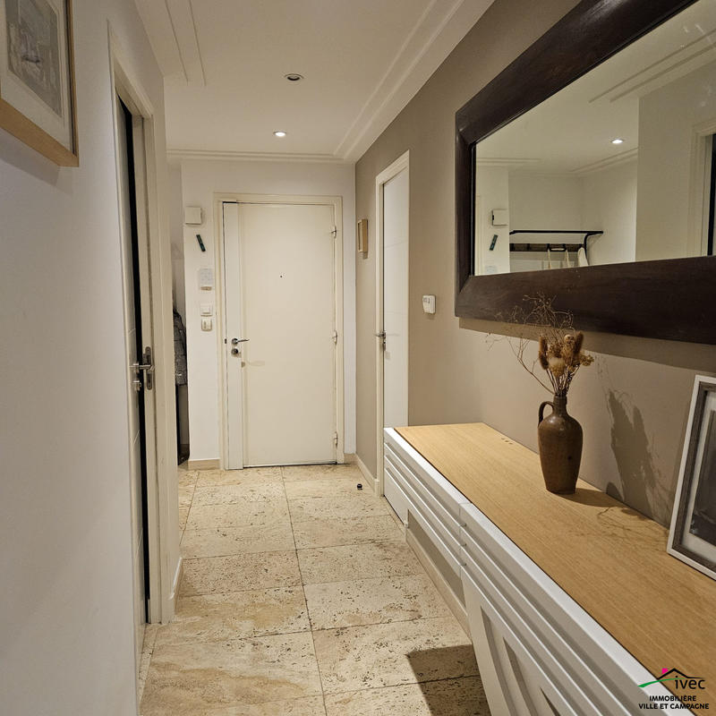 Appartement - 98 m² - 3 pièces